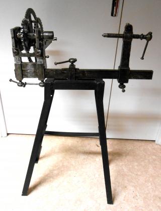 Ancien Tour D'Horloger - Matériel D'Atelier Vintage - Pour Réparation Et Collection