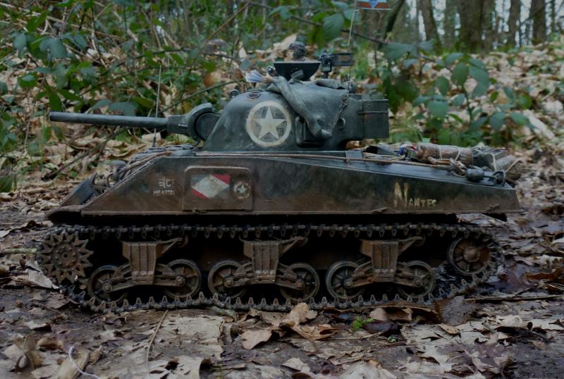 Sherman modifié M4A4 de la 1ère DB P1100659-442073c