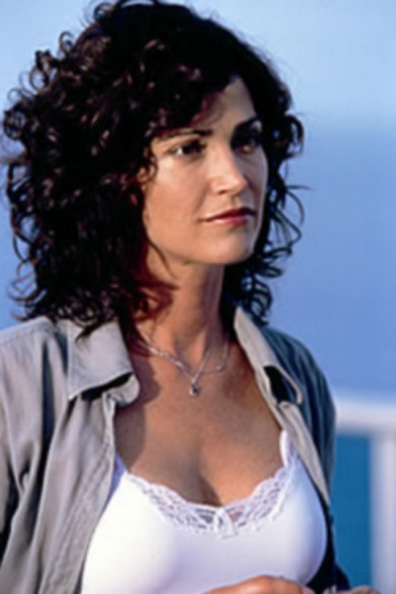 Megan Donner est un personnage de fiction, héroïne lors des dix premiers épisodes de la première saison de la série télévisée Les Experts : Miami. - img_c106-1--4620ba2