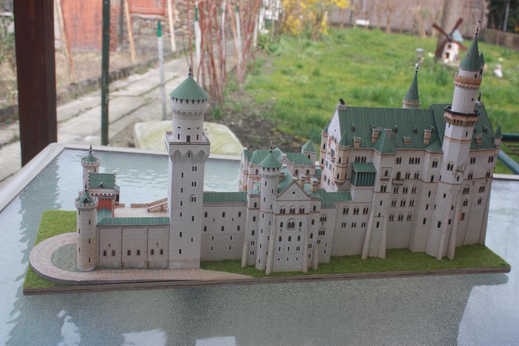 Le château de Neuschwanstein, Maquette en papier