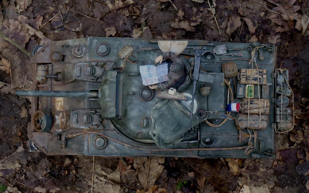Sherman modifié M4A4 de la 1ère DB P1100663-44207ff