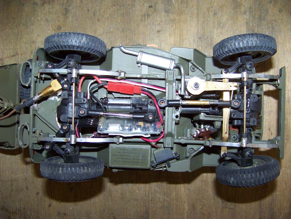 Jeep Danbury 1/16e, motorisée Sumo + remorque Bantam 1/4 t 108_3211-4678ccd