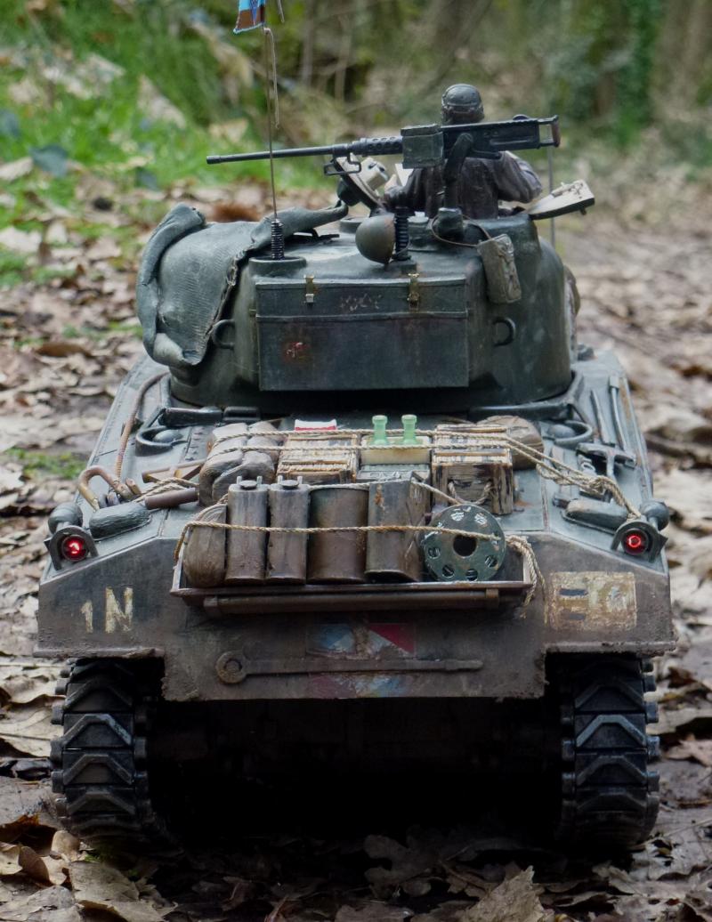 Sherman modifié M4A4 de la 1ère DB P1100661-44207c2