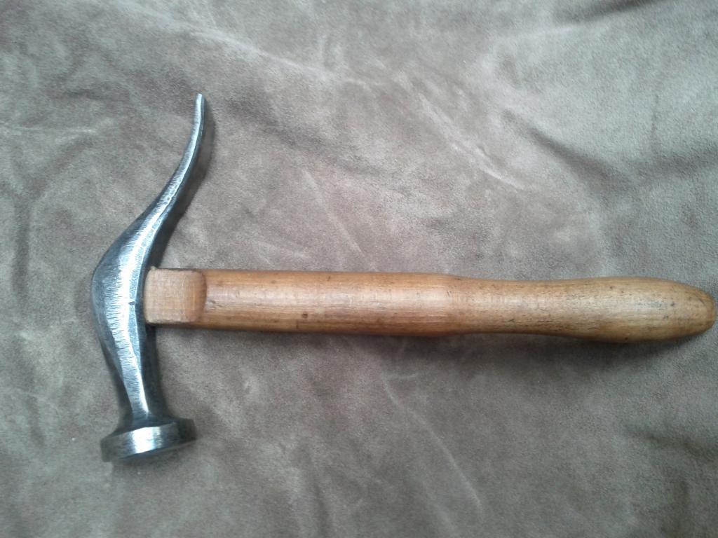 Lot D'outils Anciens Pour Travail Du Cuir Et Cordonnerie - Occasion