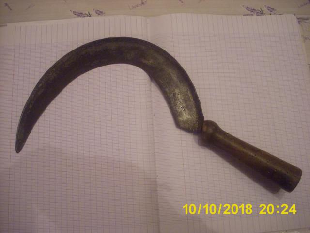 Lot De 4 Faucilles Anciennes - Outils Agricoles Vintage
