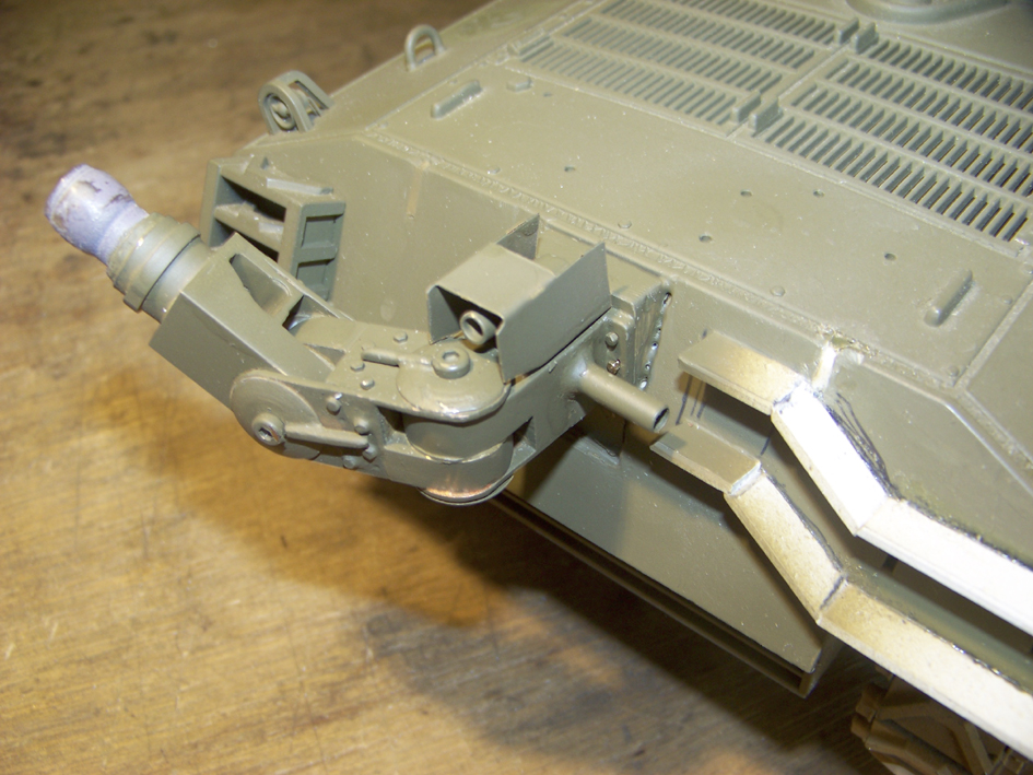Sherman M4 " Crocodile " 1/16 Heng Long et Scratch 103_3675-4ad3281