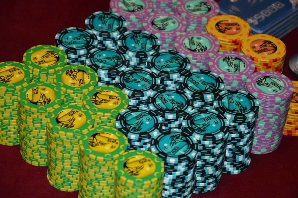 Zn poker