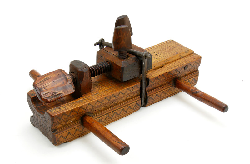 RABOTS MENUISIER ANCIENS ( lot de 4 pièces ) EUR 19,99 - FR