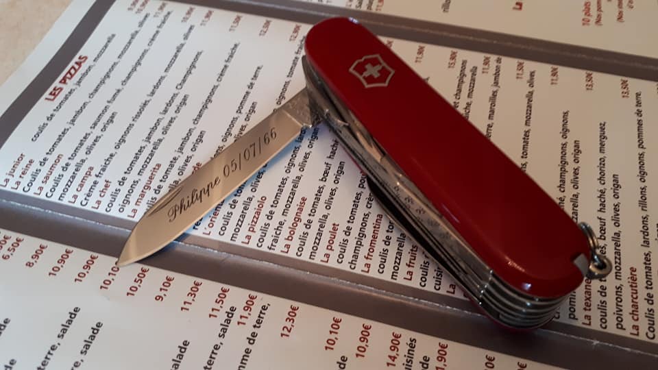 Mes 91mm rouge et ALOX 93 mm ( Victorinox ) -- ( Philippe ) 33995511_10210942...885760_n-548fcea