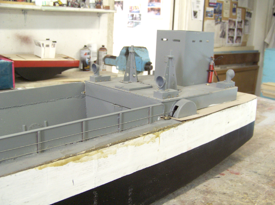 Barge LCM 6 au 1/16e - Page 4 109_3603-4a39434