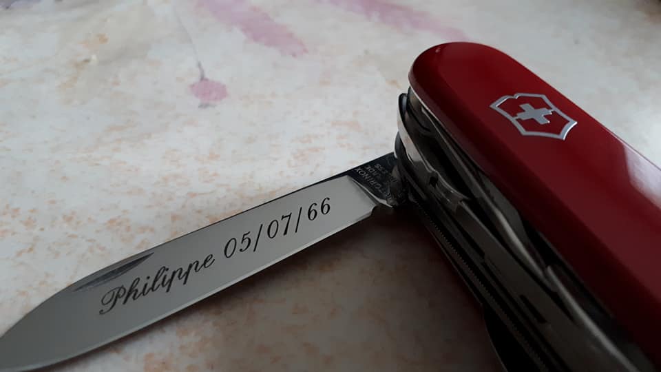 Mes 91mm rouge et ALOX 93 mm ( Victorinox ) -- ( Philippe ) 34031945_10210942...768192_n-548fcf0