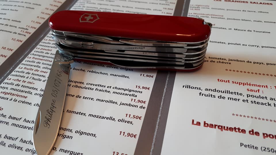 Mes 91mm rouge et ALOX 93 mm ( Victorinox ) -- ( Philippe ) 33869784_10210942...041472_n-548fcd8