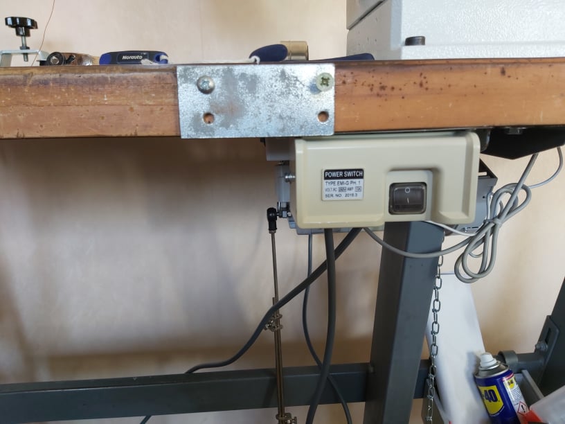 Poste à Fileter Pour Maroquinerie - Avec Cordon Inclus - Neuf Et Prêt à Utiliser