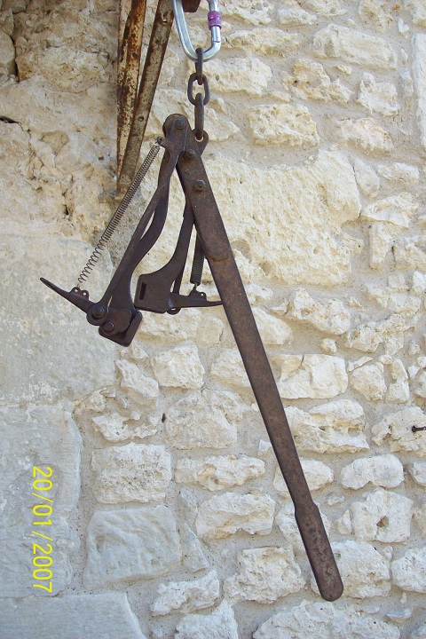 OUTIL ANCIEN / Utilisation a Déterminer (ref L4) EUR 10,00 - FR