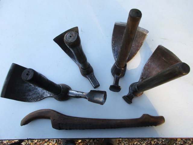 OUTILS ANCIENS ART POPULAIRE Dernières trouvailles auvergnates de