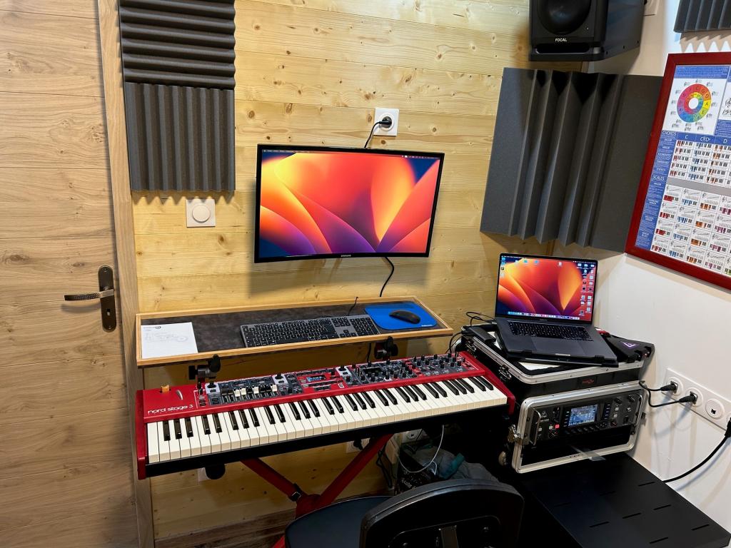 KEYBOARDS FAN CLUB Présentation IsaJer