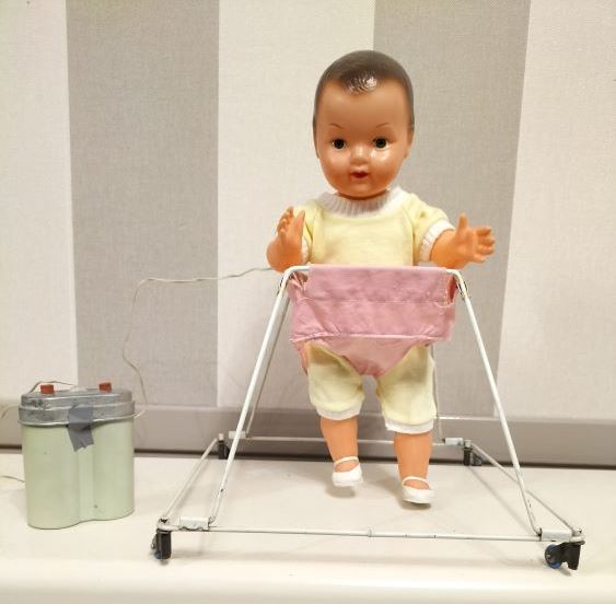 PAR AMOUR DES POUPEES YOUPLA DOLL 30 cm 1959 FREDVA