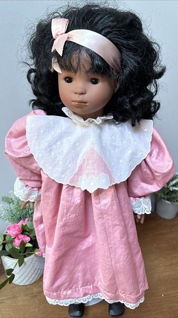 MARIE COROLLE LUXE 1990, poupée souple 30cm dans sa robe brodée et ajourée - Jeux & Jouets MARIE COROLLE LUXE 1990, poupée souple 30cm dans sa robe brodée et ajourée - Jeux & Jouets