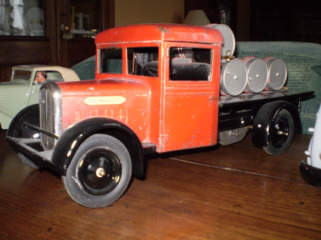 Camion à benne basculante - Ford - à vendre - Ma revue agricole
