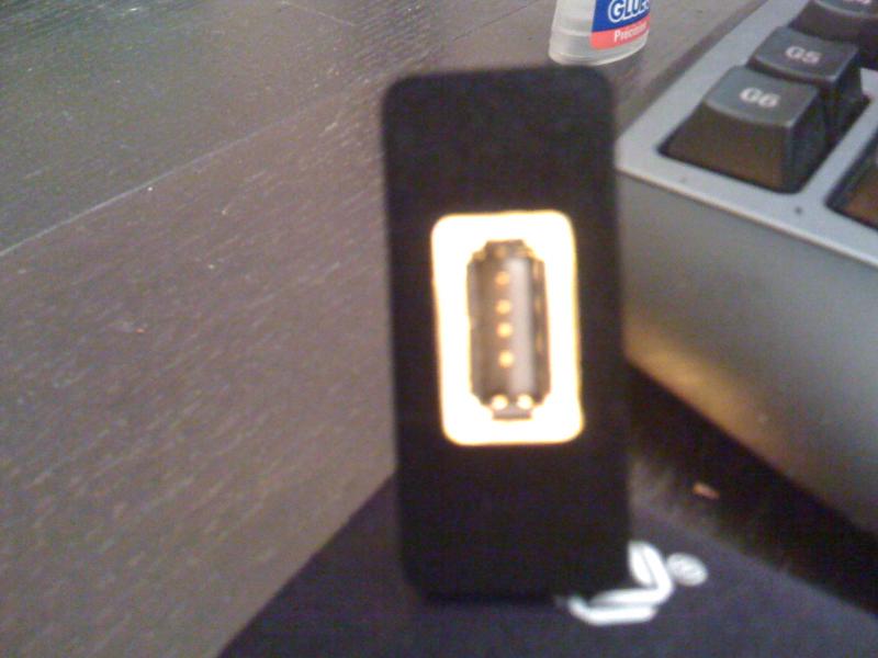 Installation d'une ralonge usb rétroéclairée pour votre auto Usb-008-7bc928