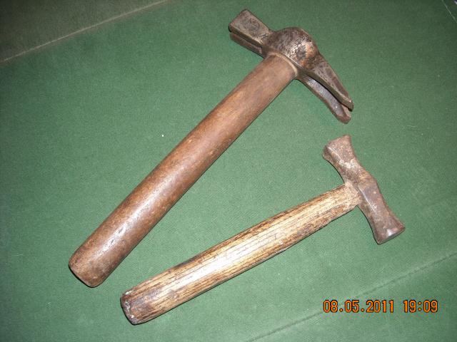 Ancien Marteau De Menuisier - Manche Bois 22,5 Cm - Tête Acier - Outil Main Vintage