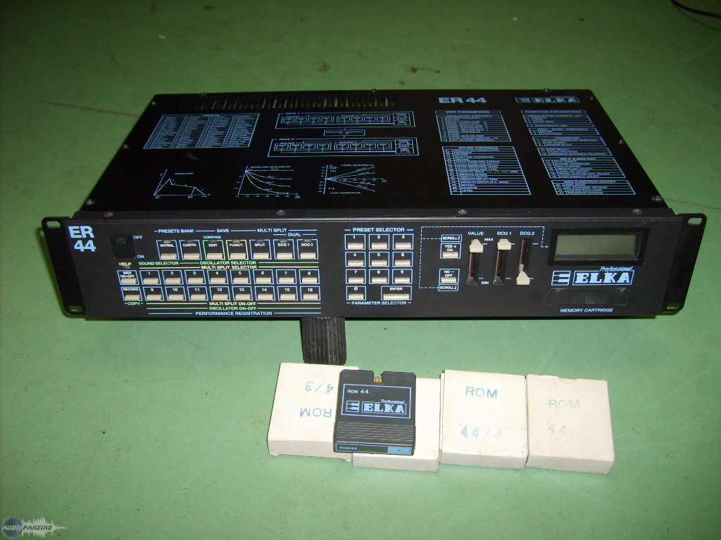 er44-5dbd8b.jpg