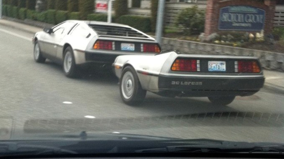 http://img.xooimage.com/files51/a/f/2/delorean-2664e55.jpg