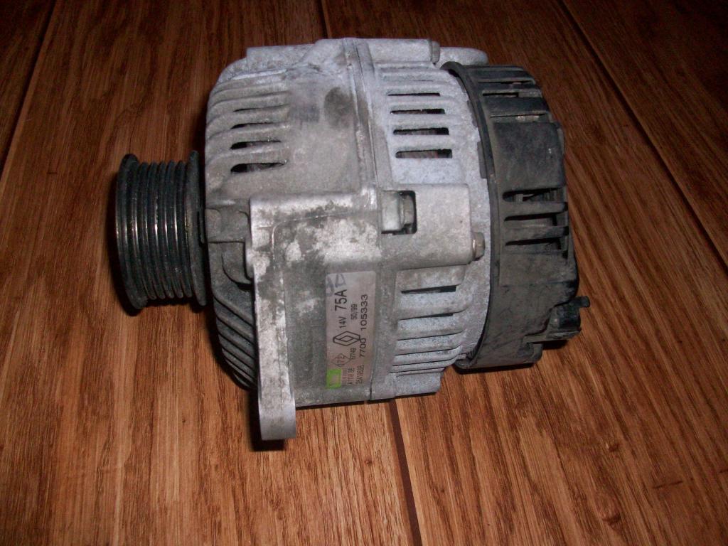 Demontage alternateur clio 2 1.9 dti