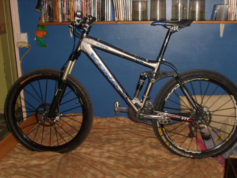 kona dawg deluxe 2005