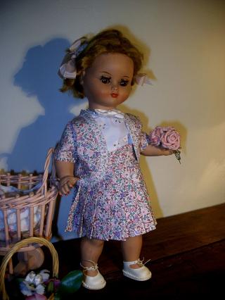 Ancienne Poupée Bella Rhodoïd 30 cm - Collection