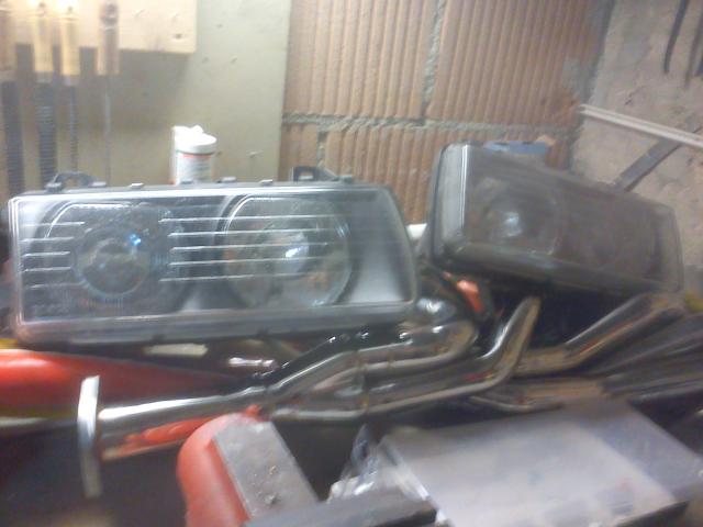 MONTAGE DE FEUX XENONS DANS BMW E36 Dsc00086-3490fe3