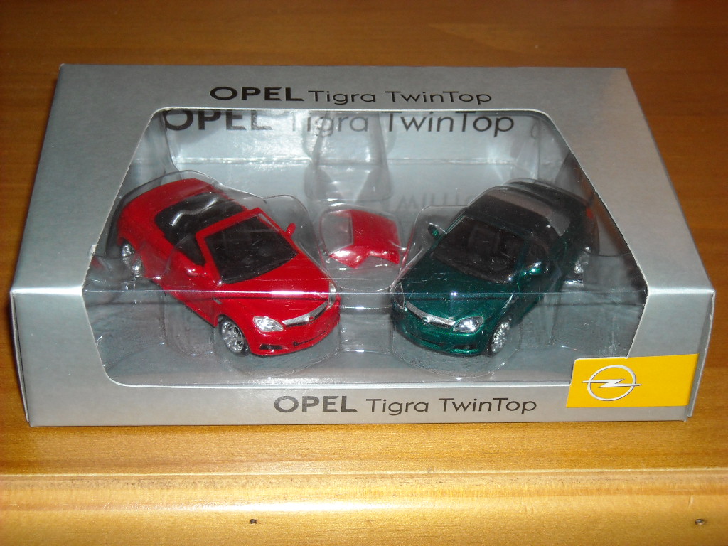 opel tigra miniature