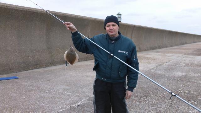 Les comprimés bon marché mousseux pour la pêche