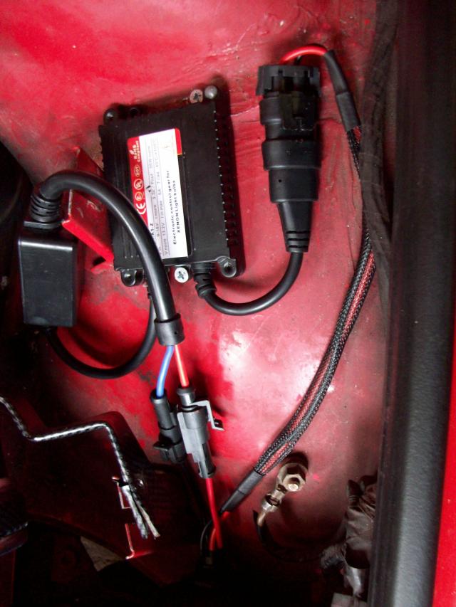 MONTAGE DE FEUX XENONS DANS BMW E36 Kit-xenon-bmw-e36-coupe-39--35edc93