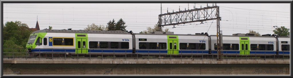 Spot du jour ferroviaire. Nouvelles photos postées le 28 Novembre 2016 Rabe-525-nina-bls-3546cdc
