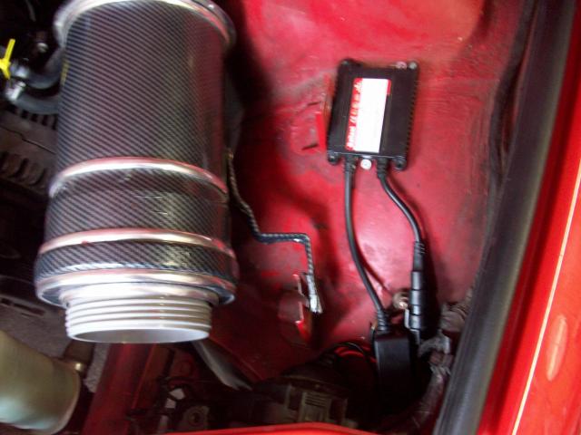 MONTAGE DE FEUX XENONS DANS BMW E36 038-35990f5