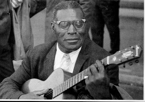 howlin-wolf-3d8395f.jpg