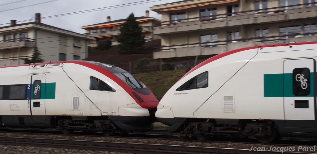 Spot du jour ferroviaire. Nouvelles photos postées le 28 Novembre 2016 Rabde-500-039-icn...d-cff_03-3bb55ab