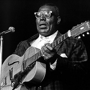 howlin-wolf-3d8396d.jpg