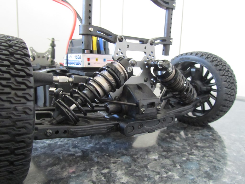 VENDU HOBBYTECH STR8 EP X2 RG Brushless Img_2906-1024x768--42fe914