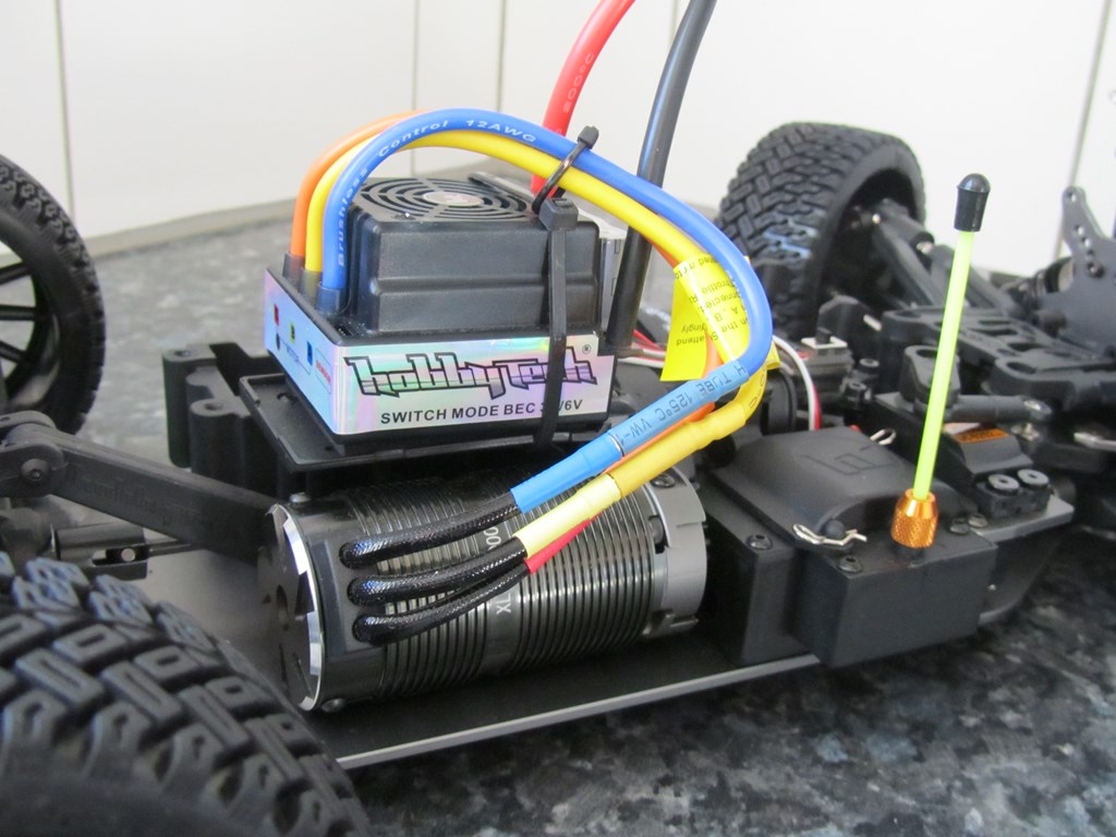 VENDU HOBBYTECH STR8 EP X2 RG Brushless Img_2905-1024x768--42fe904