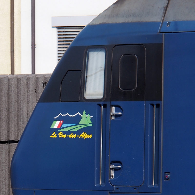 Spot du jour ferroviaire. Nouvelles photos postées le 28 Novembre 2016 Re-465-015-la-vue...s-bls_02-3dbb9c3