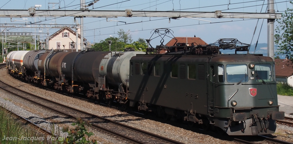 Spot du jour ferroviaire. Nouvelles photos postées le 28 Novembre 2016 Ae-66-11517-brunnen-cff_03-3efd669