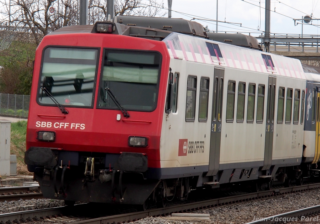 Spot du jour ferroviaire. Nouvelles photos postées le 28 Novembre 2016 Rbde-561-174-engen-d-cff_04-3d8d115