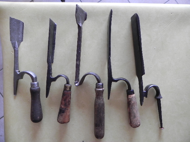 Ancien outil de maréchal ferrant Morailles pince en fer forgé
