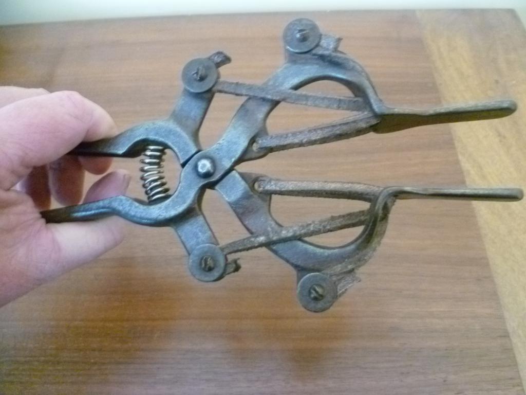 OUTIL ANCIEN FER Forgé Pince Moule à Plomb Chasse Pêche Balle Art