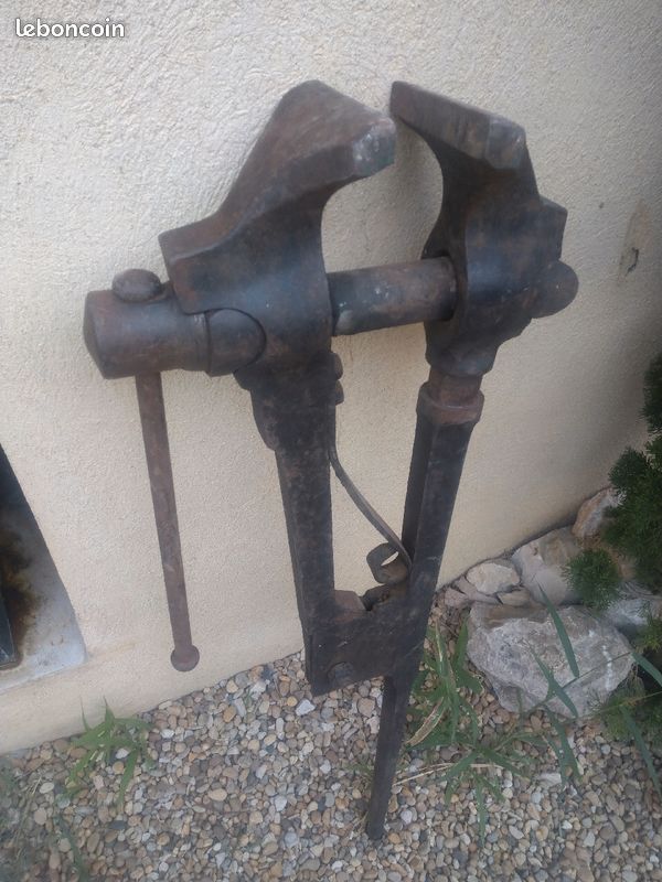 Vieux Pied étau Rowi En Alu Avec Rotule Pour Appareil Photo