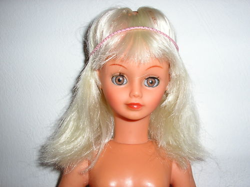Pour poupée Cathie/Nathie Bella :tenue 1983 (variante