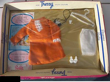 Les Poupees D'autrefois - TENUE COMPLETE POUR TRESSY DE BELLA NEUVE EN