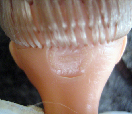 Poupée Mily De Gégé Vintage 1964-1967 Jambe Raide, Dans Tenu Boussens 31360